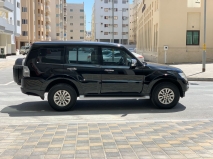 للبيع متسوبيشي Pajero 2015