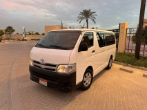 للبيع تويوتا Hiace 2012