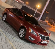 للبيع نيسان Altima 2013