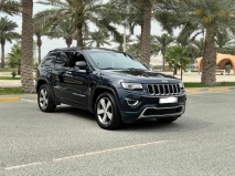 للبيع جيب Grand Cherokee 2016