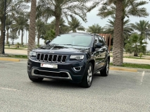 للبيع جيب Grand Cherokee 2016