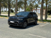 للبيع جيب Grand Cherokee 2019