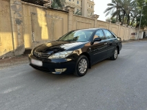 للبيع تويوتا camry 2005