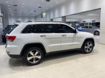 للبيع جيب Grand Cherokee 2015