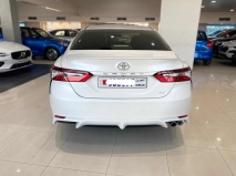 للبيع تويوتا camry 2024