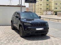 للبيع جيب Grand Cherokee 2016