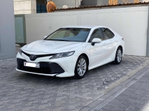 للبيع تويوتا camry 2018