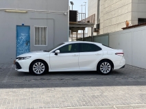 للبيع تويوتا camry 2018