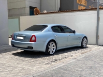 للبيع ميزراتي Quattroporte 2010