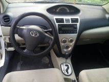 للبيع تويوتا Yaris 2006
