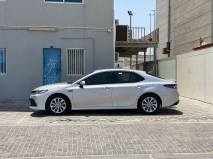 للبيع تويوتا camry 2022