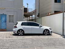 للبيع فولكس واجن Golf 2018