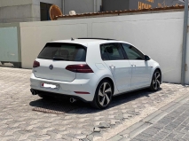 للبيع فولكس واجن Golf 2018