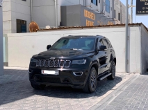 للبيع جيب Grand Cherokee 2021