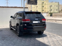 للبيع جيب Grand Cherokee 2021