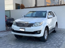 للبيع تويوتا Fortuner 2015