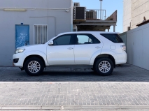 للبيع تويوتا Fortuner 2015