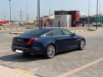 للبيع جاكور XJ 2013