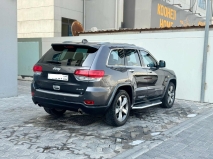 للبيع جيب Grand Cherokee 2015