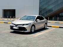 للبيع تويوتا camry 2019