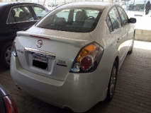 للبيع نيسان Altima 2011