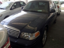 للبيع فورد Crown Victoria 2011