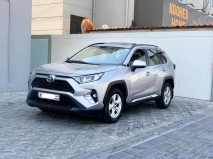 للبيع تويوتا RAV4 2020