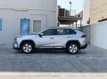 للبيع تويوتا RAV4 2020