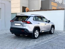 للبيع تويوتا RAV4 2020