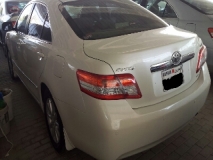 للبيع تويوتا camry 2010