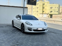 للبيع بورش Panamera 2012