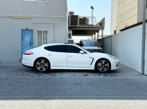 للبيع بورش Panamera 2012