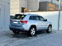 للبيع جيب Grand Cherokee 2013