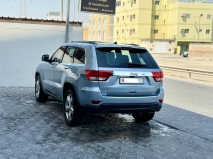 للبيع جيب Grand Cherokee 2013