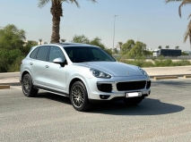 للبيع بورش Cayenne S 2017