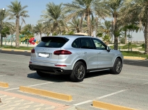 للبيع بورش Cayenne S 2017