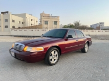 للبيع فورد Crown Victoria 2010