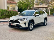 للبيع تويوتا RAV4 2019