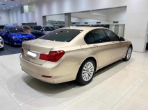 للبيع بي ام دبليو 7 Series 2010