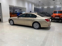 للبيع بي ام دبليو 7 Series 2010