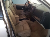 للبيع كاديلاك SRX 2005