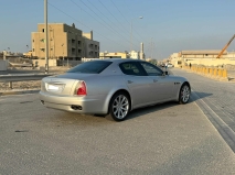 للبيع ميزراتي Quattroporte 2004