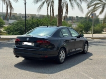 للبيع فولكس واجن Jetta 2016