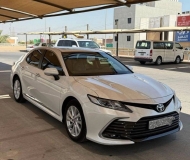 للبيع تويوتا camry 2018