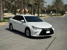 للبيع تويوتا camry 2016