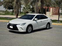 للبيع تويوتا camry 2016