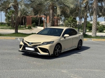 للبيع تويوتا camry 2020