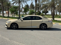 للبيع تويوتا camry 2020