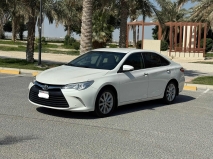 للبيع تويوتا camry 2017