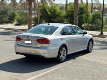 للبيع فولكس واجن Passat  2013